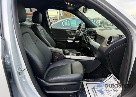 2020 Mercedes-Benz Glb 250 4Matic z USA, uszkodzony, nr VIN W1N4M4HB3LW056253